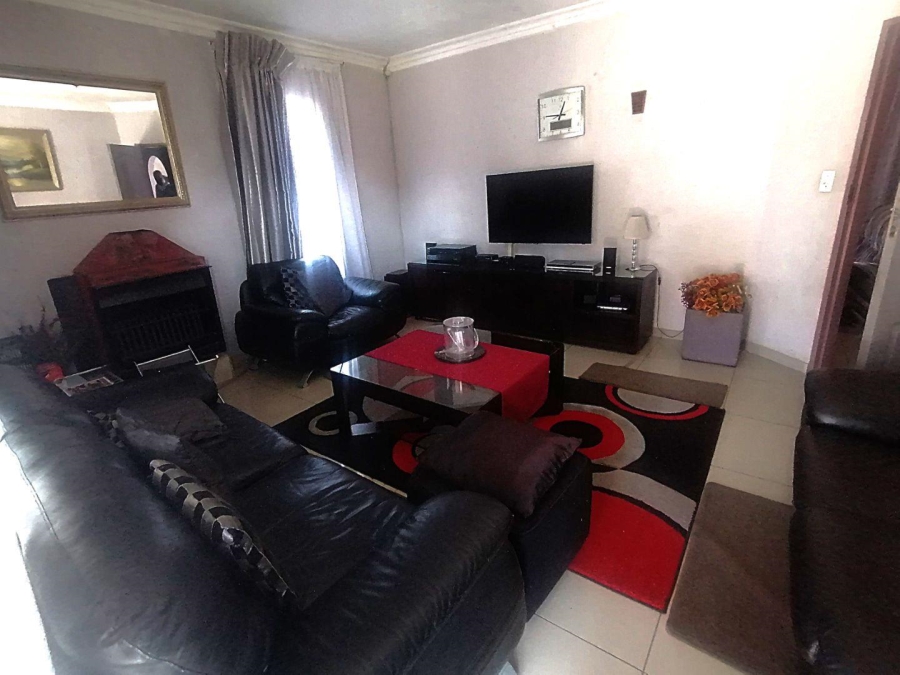 3 Bedroom Property for Sale in Mayberry Park Gauteng