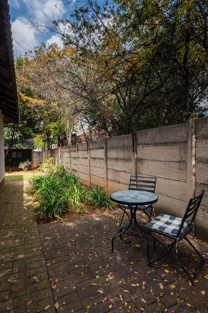 5 Bedroom Property for Sale in Brackenhurst Gauteng