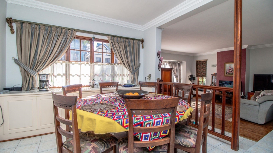 4 Bedroom Property for Sale in Lakefield Gauteng