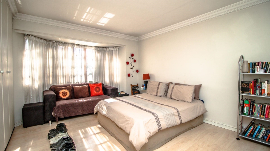 4 Bedroom Property for Sale in Lakefield Gauteng