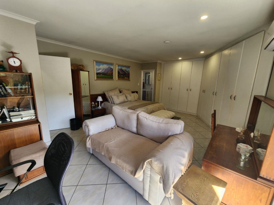 4 Bedroom Property for Sale in Glenvista Gauteng