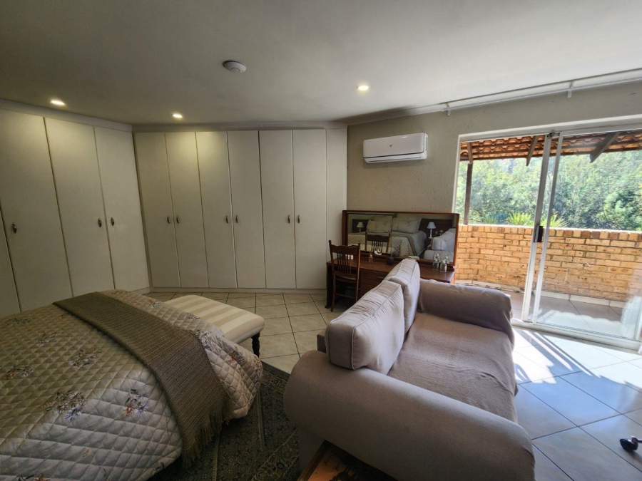4 Bedroom Property for Sale in Glenvista Gauteng