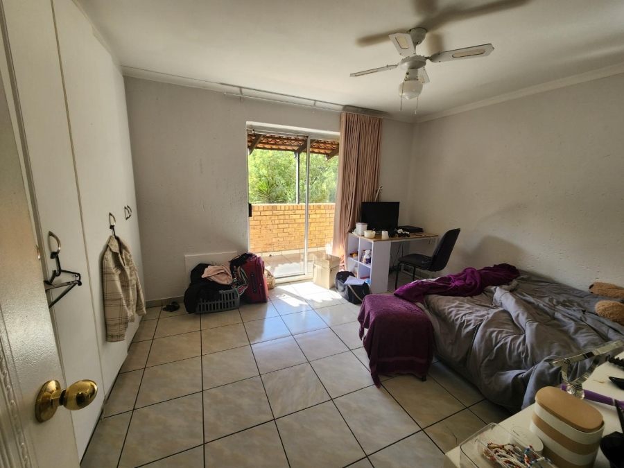 4 Bedroom Property for Sale in Glenvista Gauteng