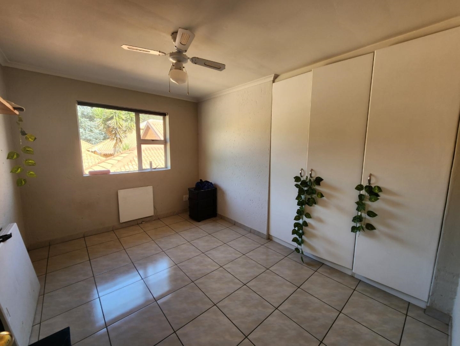 4 Bedroom Property for Sale in Glenvista Gauteng