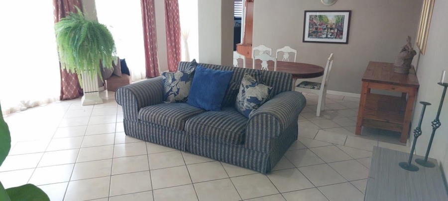 3 Bedroom Property for Sale in Tulisa Park Gauteng