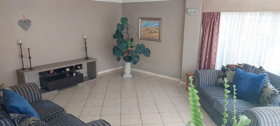 3 Bedroom Property for Sale in Tulisa Park Gauteng