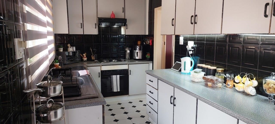 3 Bedroom Property for Sale in Tulisa Park Gauteng