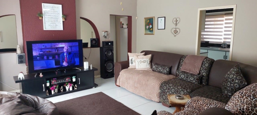 3 Bedroom Property for Sale in Tulisa Park Gauteng