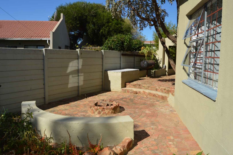 3 Bedroom Property for Sale in Albertsdal Gauteng