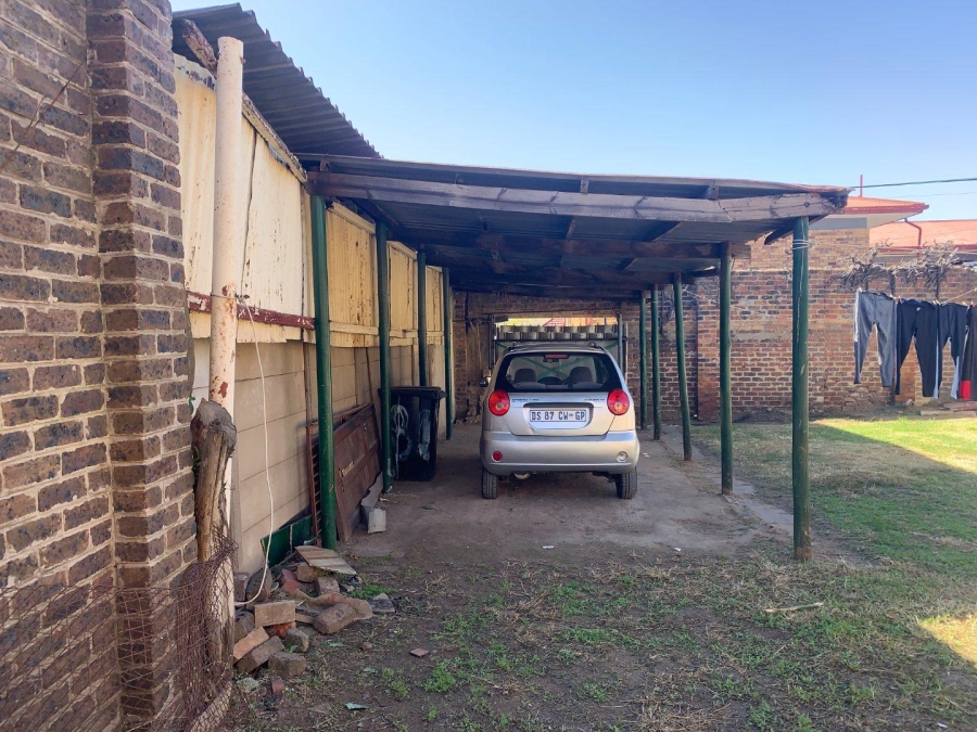 4 Bedroom Property for Sale in Rosettenville Gauteng