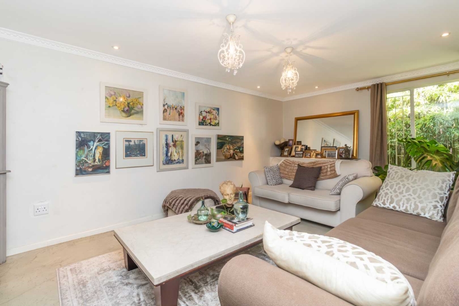 4 Bedroom Property for Sale in Hurlingham Gauteng