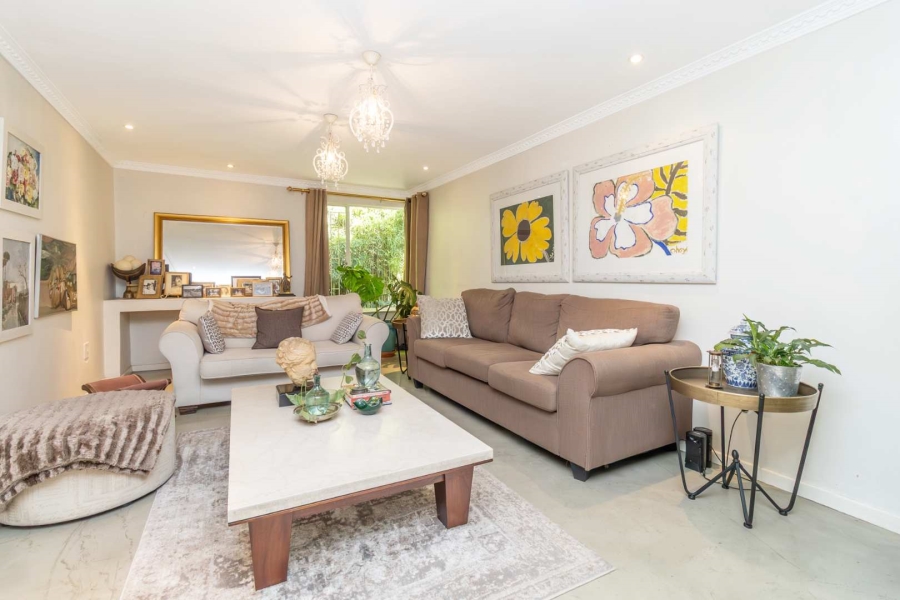 4 Bedroom Property for Sale in Hurlingham Gauteng