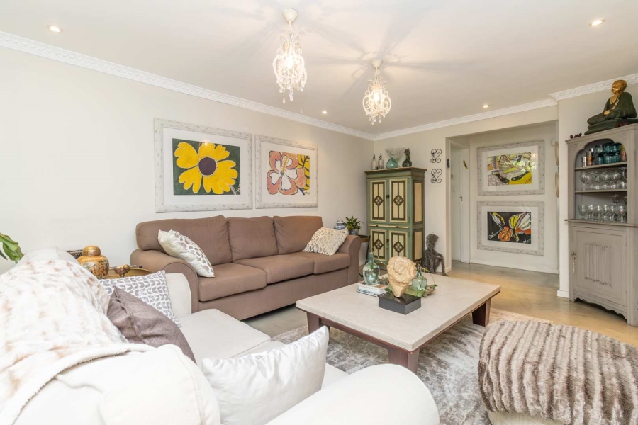 4 Bedroom Property for Sale in Hurlingham Gauteng