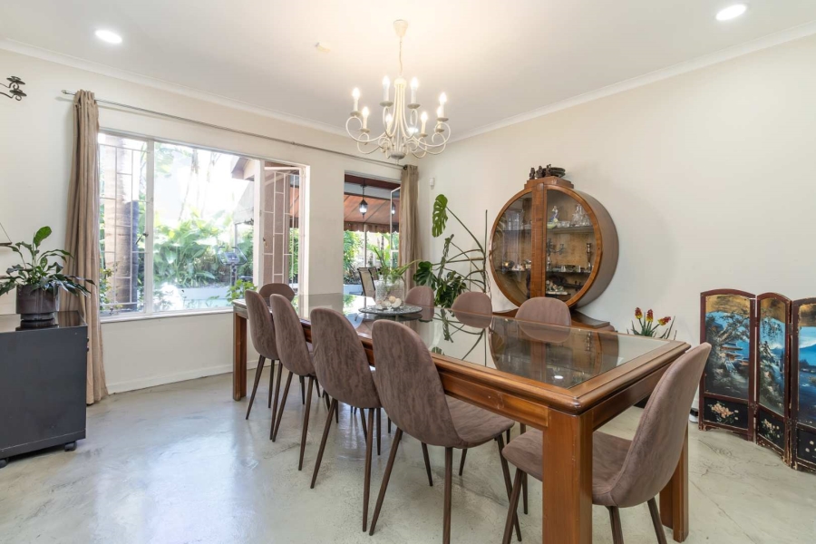 4 Bedroom Property for Sale in Hurlingham Gauteng