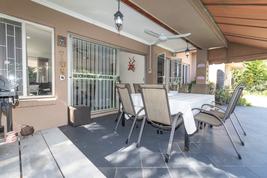 4 Bedroom Property for Sale in Hurlingham Gauteng