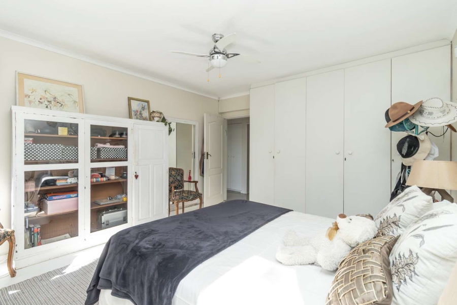 4 Bedroom Property for Sale in Hurlingham Gauteng