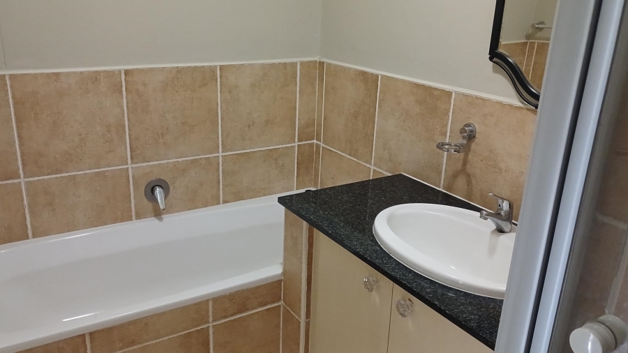 To Let 2 Bedroom Property for Rent in Morningside Gauteng