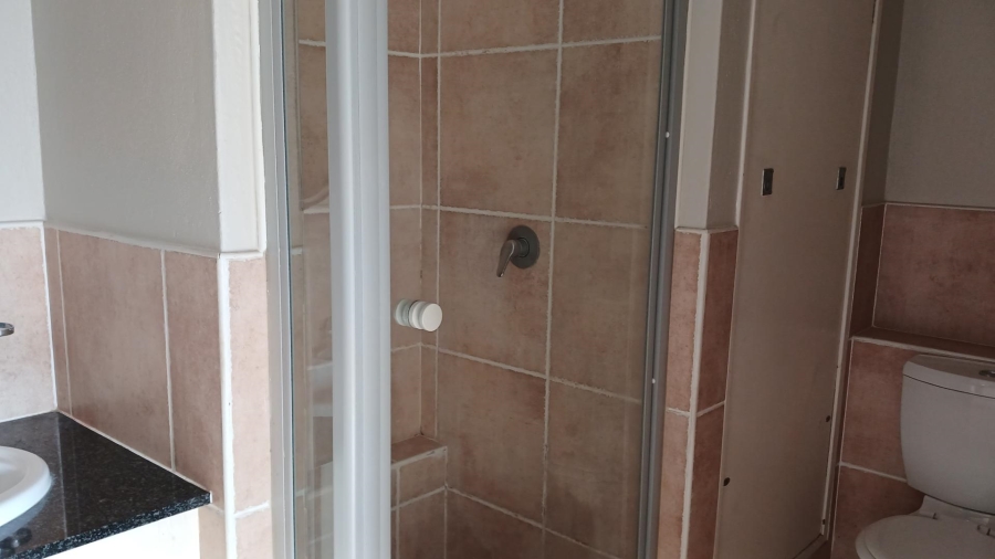 To Let 2 Bedroom Property for Rent in Morningside Gauteng