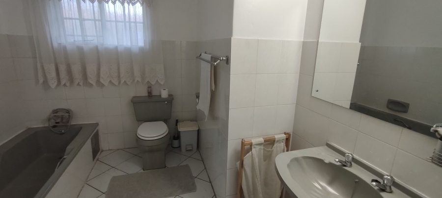 4 Bedroom Property for Sale in Monument Park Gauteng
