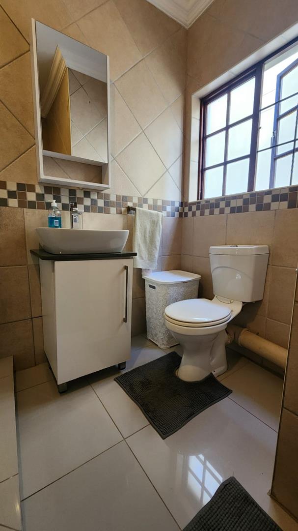 2 Bedroom Property for Sale in Heatherdale Gauteng