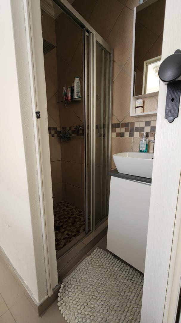 2 Bedroom Property for Sale in Heatherdale Gauteng