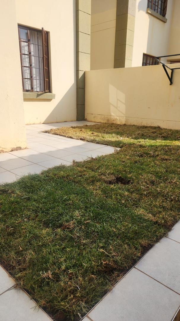 2 Bedroom Property for Sale in Heatherdale Gauteng