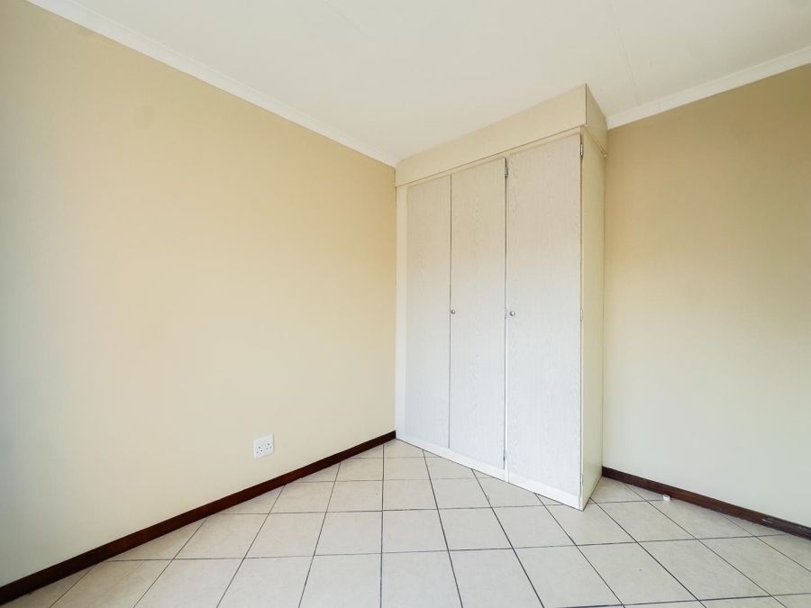 2 Bedroom Property for Sale in Mooikloof Ridge Gauteng