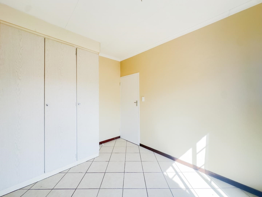 2 Bedroom Property for Sale in Mooikloof Ridge Gauteng