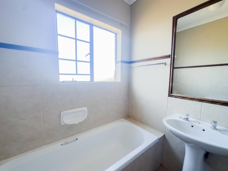 2 Bedroom Property for Sale in Mooikloof Ridge Gauteng