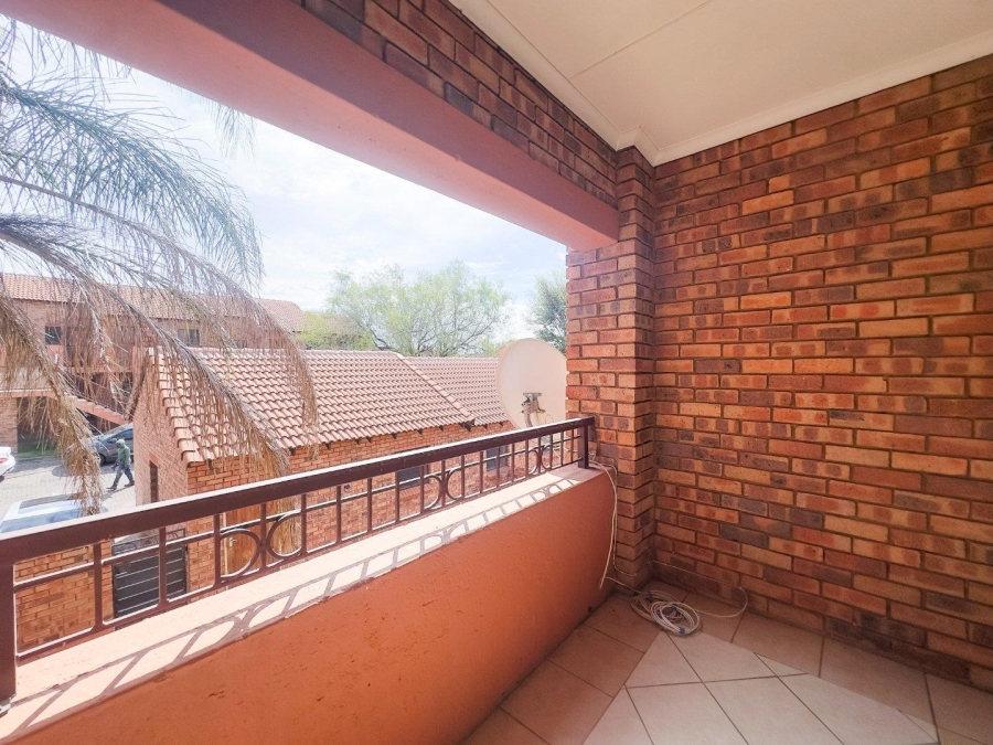 2 Bedroom Property for Sale in Mooikloof Ridge Gauteng