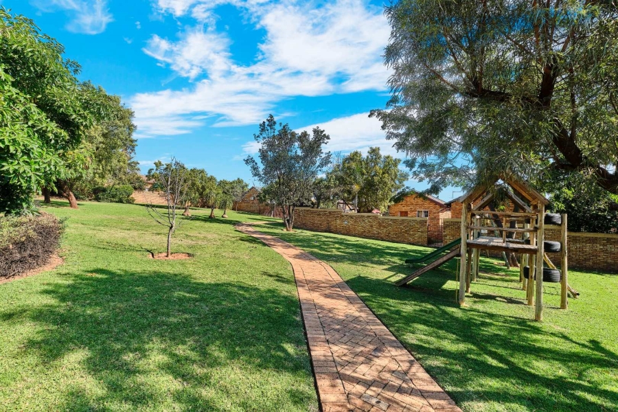 2 Bedroom Property for Sale in Radiokop Gauteng