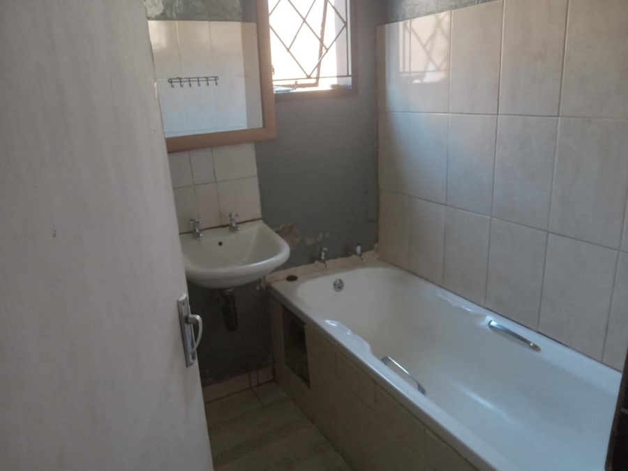 4 Bedroom Property for Sale in Cosmo City Gauteng