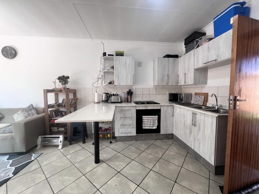 2 Bedroom Property for Sale in Honeypark Gauteng
