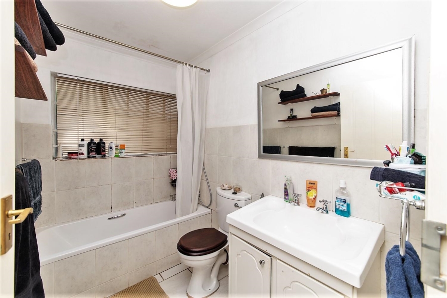 To Let 1 Bedroom Property for Rent in Randpark Ridge Gauteng