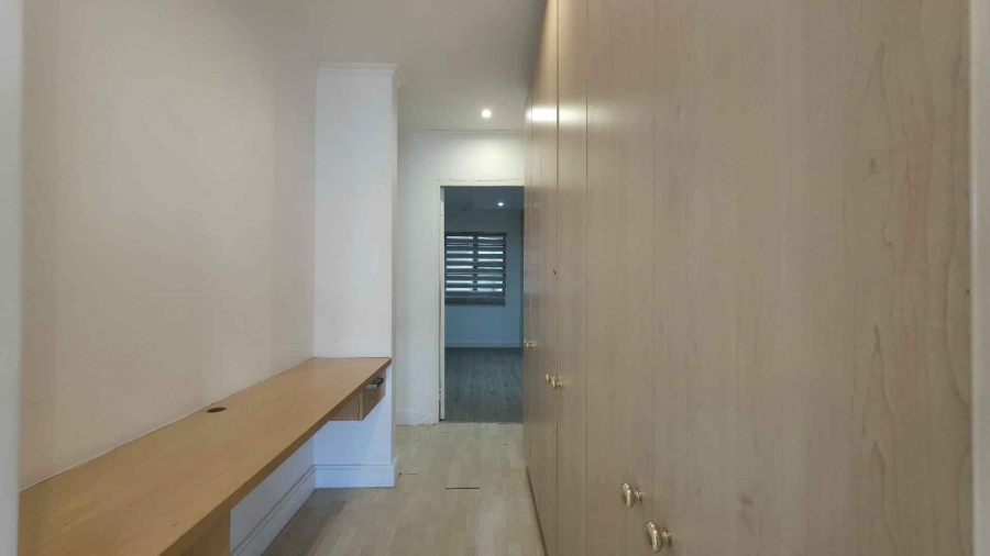 To Let 3 Bedroom Property for Rent in Sandown Gauteng