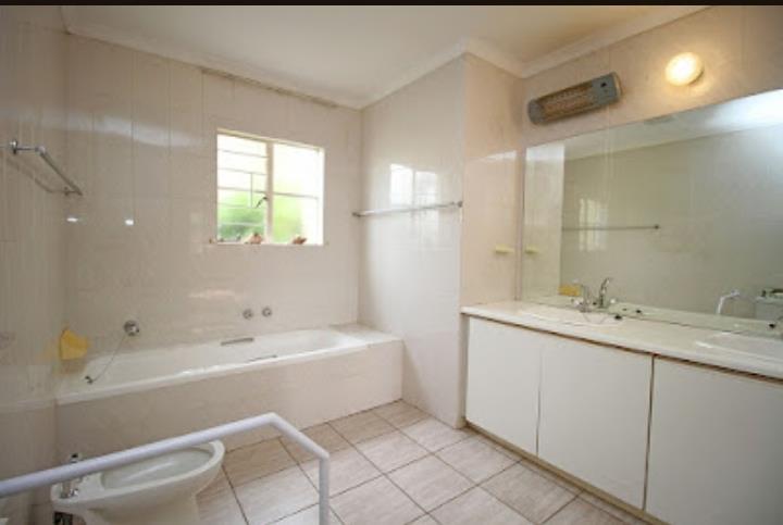 2 Bedroom Property for Sale in Morningside Gauteng