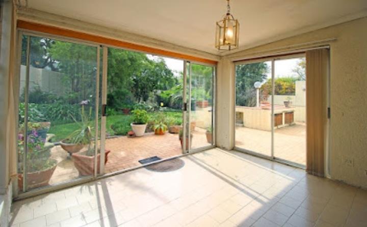 2 Bedroom Property for Sale in Morningside Gauteng