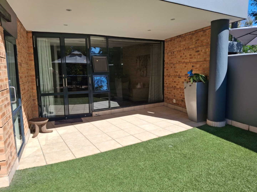 To Let 2 Bedroom Property for Rent in Benmore Gauteng