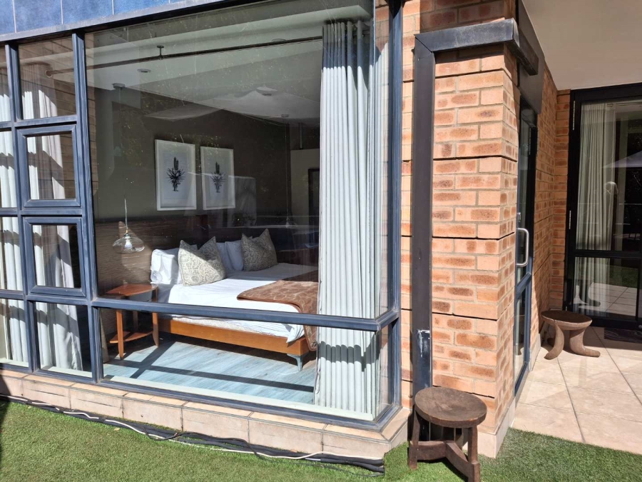 To Let 2 Bedroom Property for Rent in Benmore Gauteng