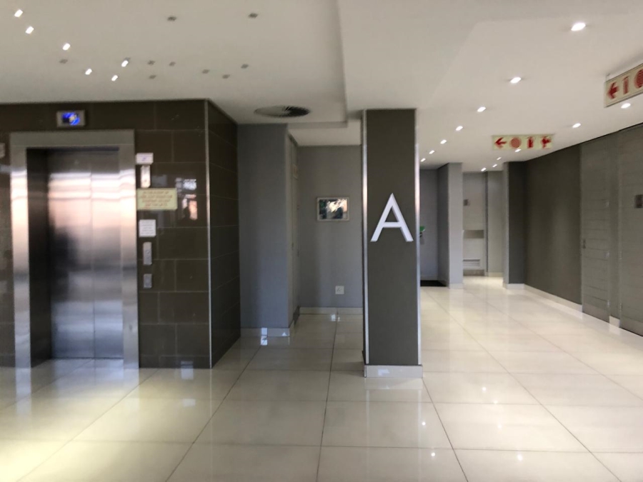 Commercial Property for Sale in Die Hoewes Gauteng
