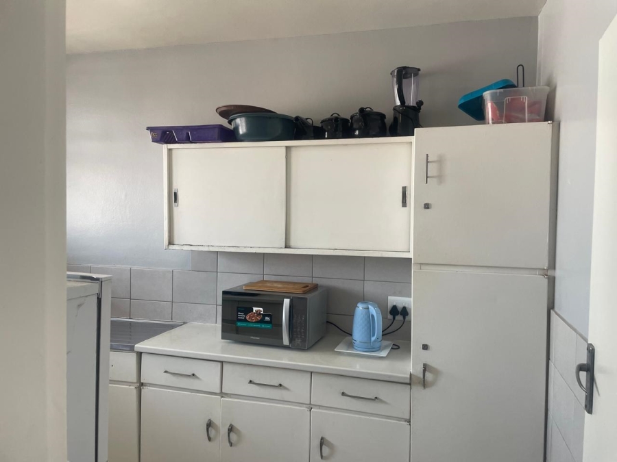 2 Bedroom Property for Sale in Hillbrow Gauteng