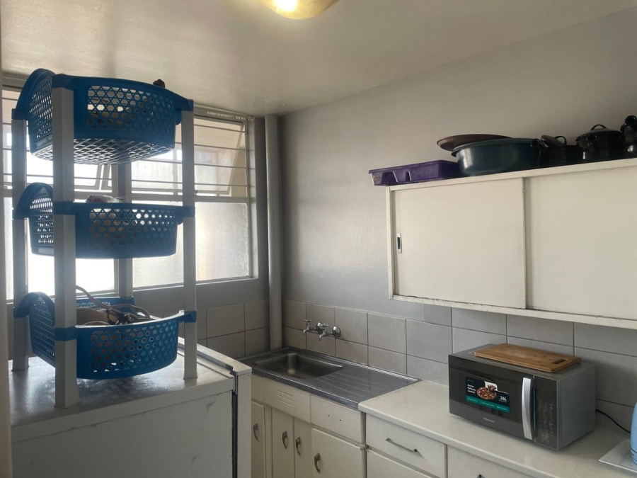 2 Bedroom Property for Sale in Hillbrow Gauteng