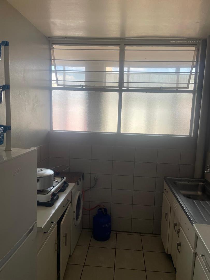 2 Bedroom Property for Sale in Hillbrow Gauteng