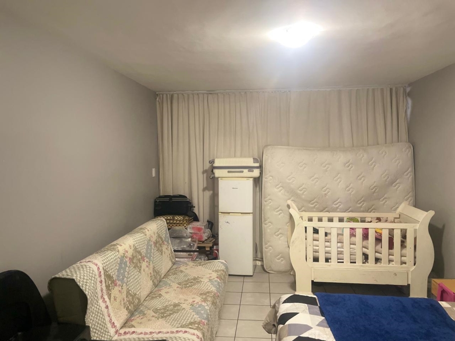 2 Bedroom Property for Sale in Hillbrow Gauteng