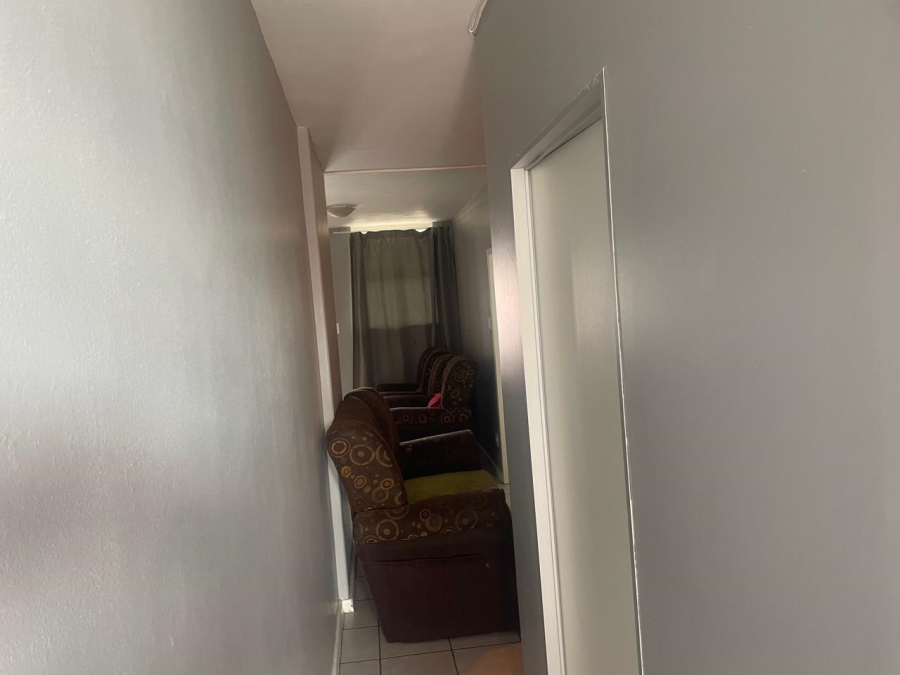 2 Bedroom Property for Sale in Hillbrow Gauteng
