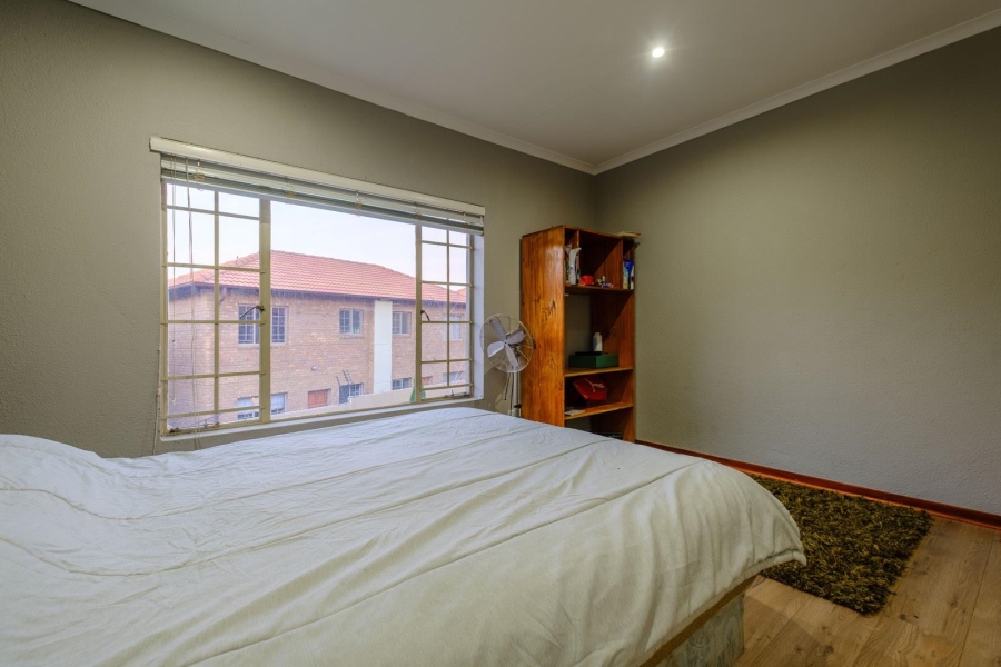 3 Bedroom Property for Sale in Annlin Gauteng