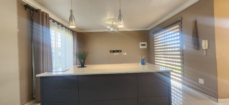 To Let 3 Bedroom Property for Rent in Elandspark Gauteng