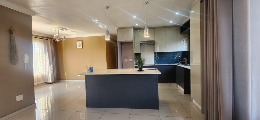 To Let 3 Bedroom Property for Rent in Elandspark Gauteng