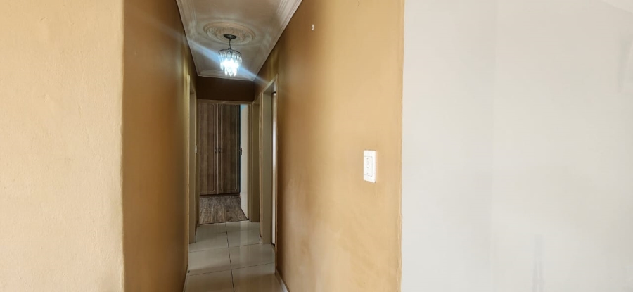 To Let 3 Bedroom Property for Rent in Elandspark Gauteng