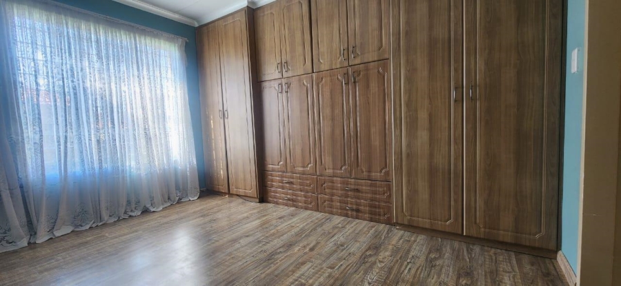 To Let 3 Bedroom Property for Rent in Elandspark Gauteng